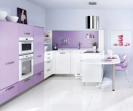 Bucătăria în tonuri de violet