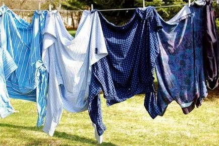 Cum de fier un tricou cu mâneci scurte sau lungi manuale, video și fotografii