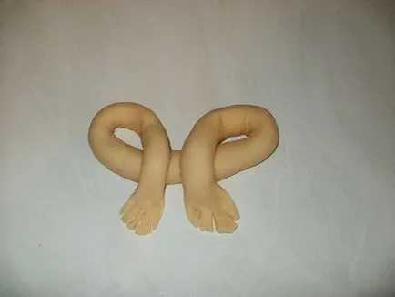 Ca role mucegai de aluat dospit de diferite forme ale umpluturii și neumplut (drojdie) Cum de a sculpta chifle din aluat dospit cu umplutură de diferite forme și fără