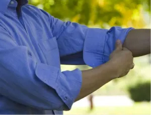Cum să taie mâneci de cămașă - comanda tricou