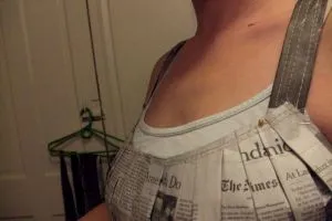 Cum sa faci o rochie de la ziare (ziare) Cum sa faci o rochie din ziare