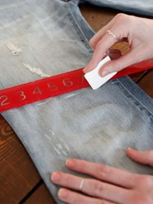 Cum de a face o modă pantaloni scurți din denim cu mâinile rupte modele frumoase