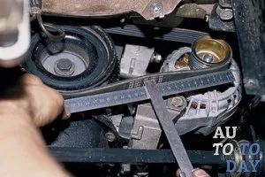 Pe măsură ce trage centura - a reveni la încărcarea normală (tensiunea curelei de regenerare) Cum de a strânge cureaua alternatorului - a reveni la încărcarea normală
