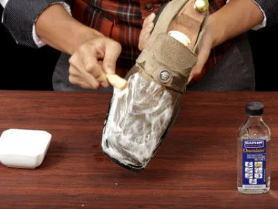 Cum pentru a curăța pantofii din piele de pe murdăria de la pantofi pantofi de acasă (murdărie) Cum pentru a curăța pantofii din piele de pe mizeria de la pantofi, cizme de acasă