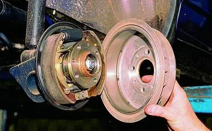 Cum de a trage frâna de mână pe VAZ-2110 (VAZ-2110) Cum de a trage frâna de mână pe VAZ-2110