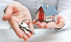 Cum de a apela cu un spiridus într-un apartament nou și linguși