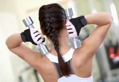 Cum de a pierde în greutate în sala de gimnastică - plan de instruire pentru începători, exerciții de slăbire
