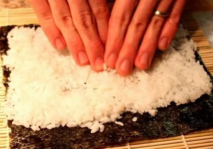 Cum să se pregătească sushi la pas acasă cu rețete pas (bucată foaie de nori) Cum să se pregătească sushi la pas acasă cu rețete pas