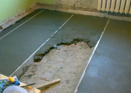 Cum să se alinieze în mod corespunzător podea ca cel mai rapid facă nivelul podelei în apartament, podeaua de ciment fara (dreapta) Cum să se alinieze în mod corespunzător podea ca cel mai rapid facă nivelul podelei în apartament, podeaua de ciment, nu