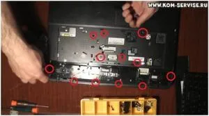 Cum să demontați laptop eMachines G630 în detaliu