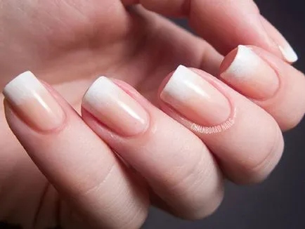 Cum sa faci o manichiura de moda Ombre la domiciliu