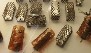 Cum de a face un simplu jgheab de alimentare cu mâinile lor (de a face) Cum se face un simplu jgheab de alimentare cu propriile lor mâini