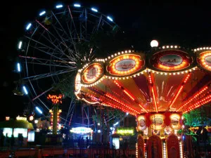 Cum să se comporte la prima întâlnire cu o fată, unde să meargă și cum cel mai bine pentru a efectua ce să facă cu