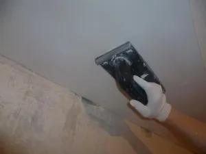 Cum să chit pereții cu propriile sale mâini, manoperă fin