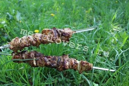 Cum se marineze frigaruile de carne de porc la carne a fost suculent