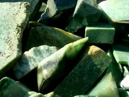 Jade piatră fotografie, caracteristicile sale, proprietățile magice și curative ale minerale, în special de îngrijire
