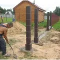 stâlpi de cărămidă cu mâinile lor instrucțiuni pas cu pas, fotografii