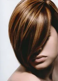 Colorat pe parul scurt