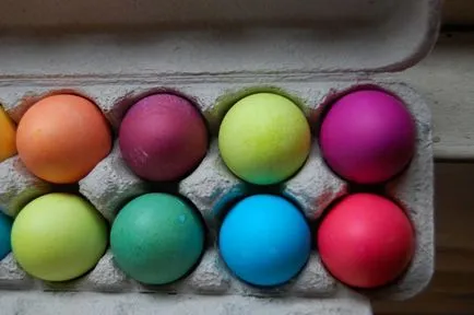 Dye, identic naturale