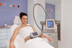 Cryolipolysis cum funcționează această metodă, utilizarea acestei proceduri în salon și la domiciliu,