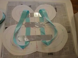 Aripi pentru un costum