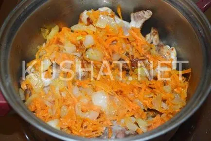 Rabbit înăbușită în smântână