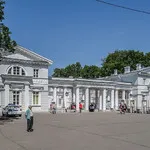 În cazul în care pentru a merge cu copilul la București ( „Skazkin casa“ Pioneer) În cazul în care pentru a merge cu copilul la București