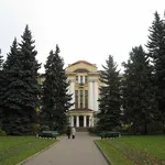 În cazul în care pentru a merge cu copilul la București ( „Skazkin casa“ Pioneer) În cazul în care pentru a merge cu copilul la București