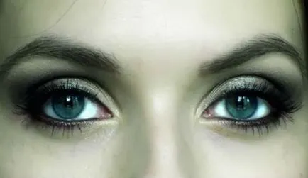 Machiaj smokey eyes pentru ochi albaștri, instrucțiuni pas cu pas 100 fotografii (ochi) Machiaj smokey eyes pentru ochi albaștri, pas-cu-100 fotografie