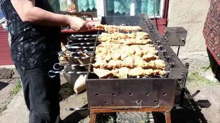 Gratar în țară cu propriile mâini