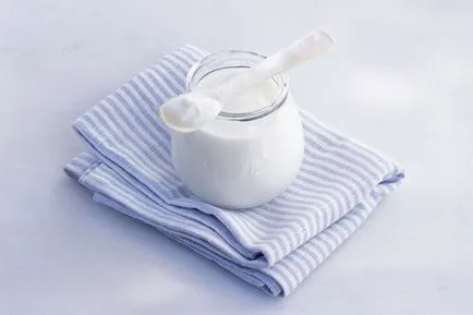 Masca de par cu smântână simplu rețete de acasă (masca de păr cu smântână smântână la gătit acasă ingrediente reteta) Masca de par cu smântână simplu rețete de acasă