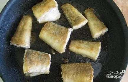 Pollock la cuptor cu cartofi - pas cu pas reteta cu fotografii de pe (rețete cu fotografii) Pollock la cuptor cu cartofi - pas cu pas reteta cu fotografii de pe