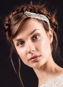Accesorii de moda pentru coafuri de nunta