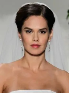 Accesorii de moda pentru coafuri de nunta