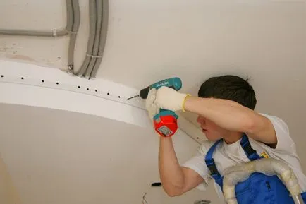Montare tavane suspendate fără sudură (tensiune) instalare fără sudură de plafoane suspendate