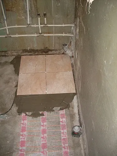Ce mai bine pentru a pune gresie pe podea baie