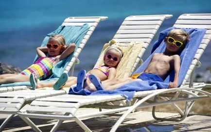 De mare cu un copil în vârstă de ani, la ce varsta poate transporta copilul la mare, în cazul în care pentru a merge (este posibil) De mare cu un copil în vârstă de ani, la ce varsta poate transporta copilul la mare, în cazul în care pentru a merge