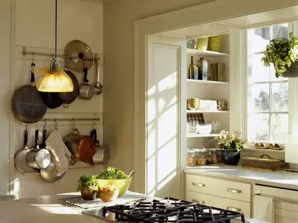 O bucătărie mică, cu o serie de opțiuni de design balcon (proiectare) O bucătărie mică, cu o serie de opțiuni de design balcon