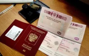 Cât de repede pot obține un adevărat pașaport pentru o zi