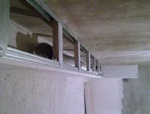 Ascunderea conductele de încălzire într-un metode și materiale de origine privat pentru ascunderea (casă) Ascunderea conducte de încălzire într-un metode de acasă private și materiale pentru ascunderea