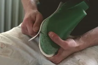 Pantofii cu mâinile cum să facă o pantofi de vis la domiciliu (lor) Pantofii cu mâinile cum să facă o pantofi de vis la domiciliu