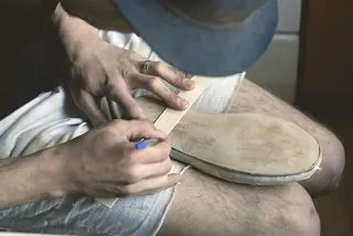 Pantofii cu mâinile cum să facă o pantofi de vis la domiciliu (lor) Pantofii cu mâinile cum să facă o pantofi de vis la domiciliu