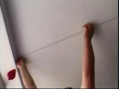 Tapetului instrucțiuni video de instalare tapet tavan cu mâinile lor, cum pentru a lipi o fotografie,