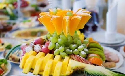 A face reduceri de fructe - acasă delicioase - pas cu pas rețete cu fotografii (Efectuarea feliere de fructe) A face reduceri de fructe - acasă delicioase - pas cu pas rețete cu fotografii