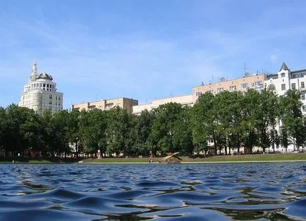 Bazine Patriarhul la Moscova