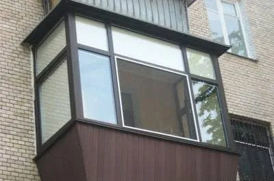 Ferestre din plastic de pe geamul de balcon loggii, instalare, glazura propriile lor mâini, ceea ce este mai bine