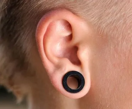 Piercing (piercing) urechi tipuri, sfaturi, video