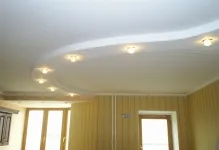 Podshivnoy plafon decât la casa din interiorul arma, puteți face o fotografie la fel de bine cu propriile lor mâini decât