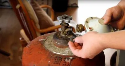 Conectarea buteliei de gaz la instrucțiunea aragaz, materiale și instrumente