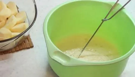 Pas cu pas reteta pentru o plăcintă cu mere delicios cu plăcintă cu mere